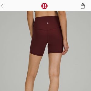 Lululemon Wunder Under Biker shorts. Size 4 6”. NWT